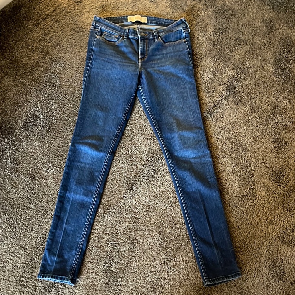 Hollister Super Skinny Jeans